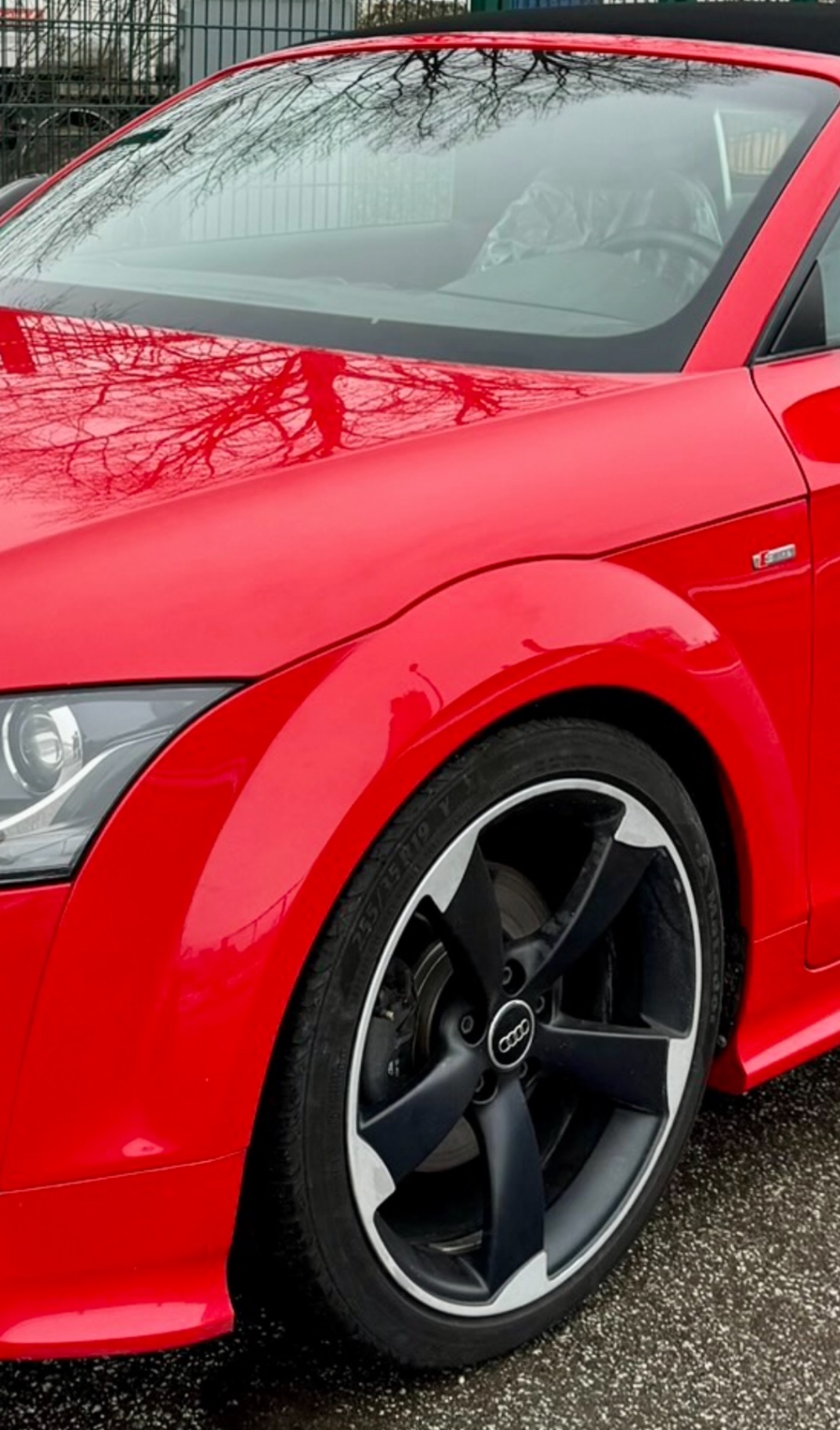 Audi TT – Kotflügel & Tür nach Unfall – nach der Bearbeitung bei SH GlanzWerk Dätgen